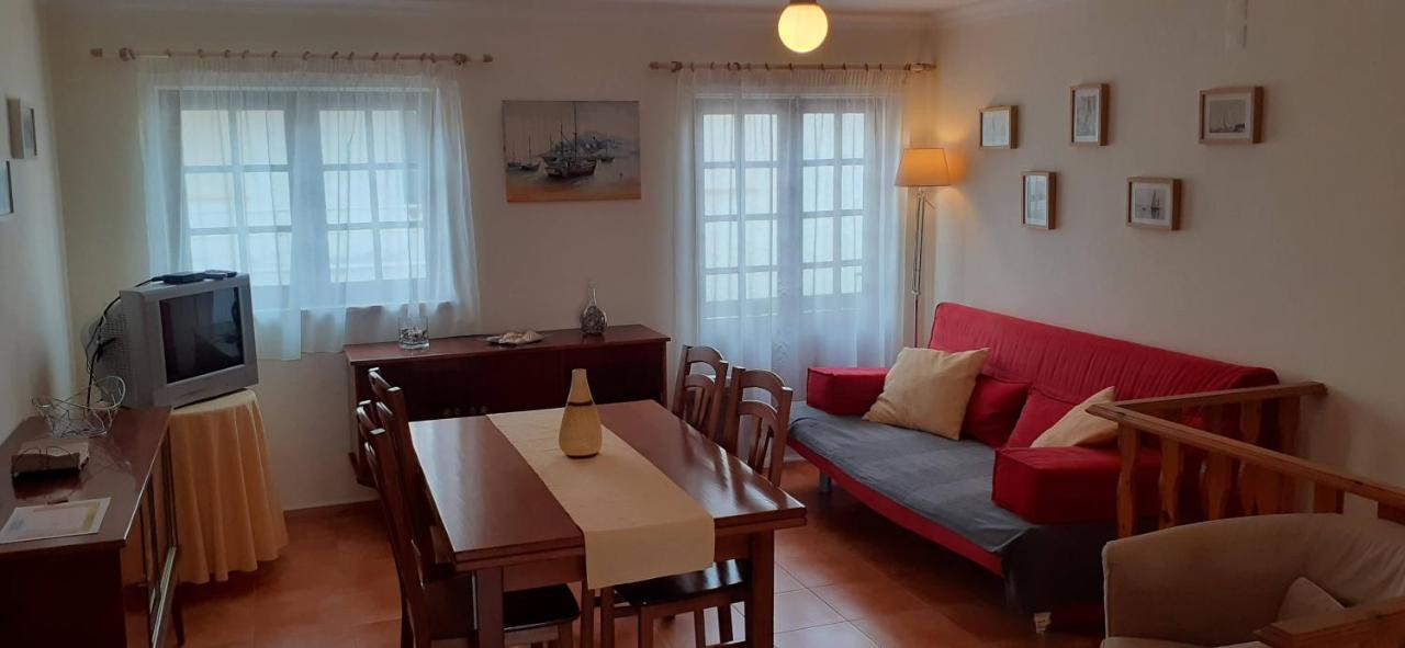 Holiday House Tocha 팔례이루스 다 토샤 외부 사진