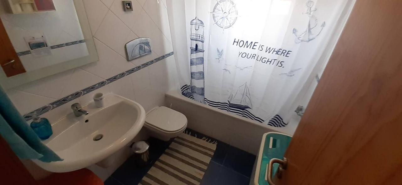 Holiday House Tocha 팔례이루스 다 토샤 외부 사진